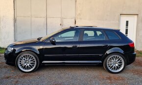 Audi A3 Sportback 3.2 VR6 Quattro - 2