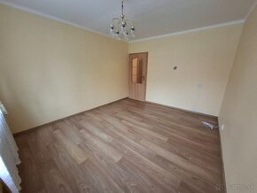 Veľký 3 izbový byt na ul M.R. Štefánika na prízemí, 88 m2 - 2