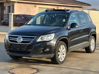 VW Tiguan 2.0TDi 103kW CR 4x4, 180. tis km, panorama, ťažné - 2