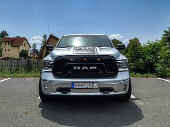 Dodge RAM 1500 5.7 HEMI 295 kW 4x4, r. v. 2017, DPH - 2