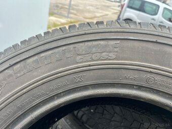 PNEU Michelin 245/65 R17 - 2