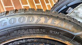 205/55 R16 Goodyear - 2