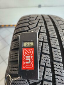 Predám zimne 205/55 R17 HANKOOK - 2