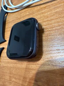 Apple Watch SE 44 Space Gray - 2