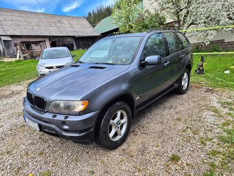 BMW X5 4.4I - 2