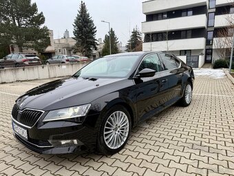 Škoda SuperB 3 III 2.0TDI - 2