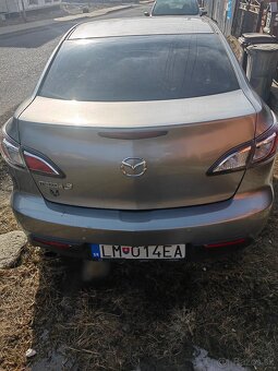 Mazda 3 BL 1.6 benzin - 2