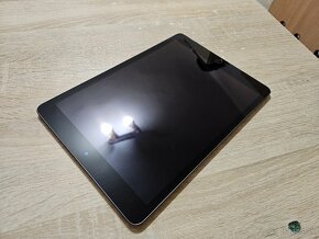 █ Ipad 9 64gb ma len bezne znamky pouzivania ale ziadne pras - 2