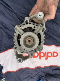 Funkcny alternator bosch 70A opel astra G benzin 1,4l - 2