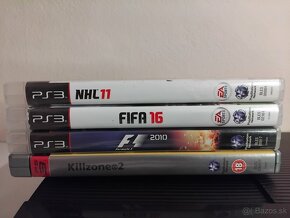 PS3 Super Slim 500GB + 2 ovládače + 4 hry - Skvelý stav - 2