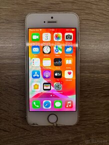 Apple iPhone SE 32 GB - 2