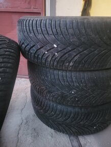 Zimne 215/60 r16 - 2