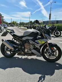 BMW S 1000 R 2022 - 2