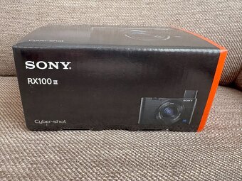 Sony Cyber-Shot DSC RX100 III - 2