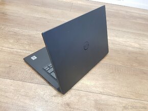 Dell Vostro 5590 - 2