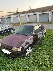 FORD FIESTA 1.3i - 2