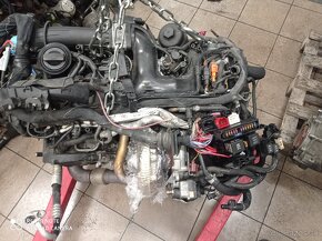 Motor 3.0tdi 180kw CDUC prevodovka - 2