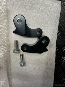 KILLER CUSTOM 30MM TOURING REAR LOWERING KIT - 2