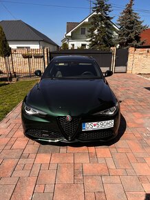 Alfa Romeo Giulia Veloce 2.0 TURBO 280k 8AT - 2