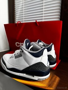 Jordan 3 Retro Midnight Navy - 2