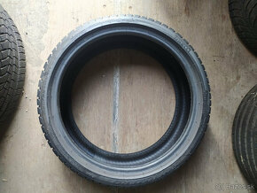 Zimné pneu Pirelli Sottozero 235/35 R19 - 2