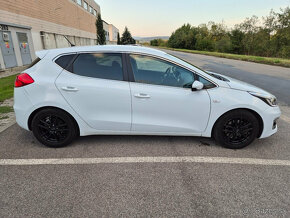 Kia Ceed 1.6 GDI SILVER - 2