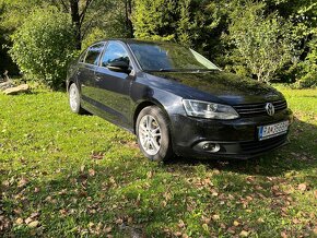 VW Jetta 1.6 TDi 77KW 7DSG - 2