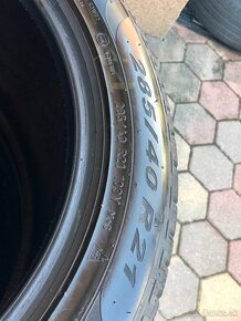 Pirelli scorpion 285/40 r21 - 2