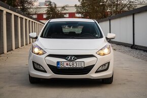 Hyundai i30 1.6i MPI DOHC CVVT Family - 2