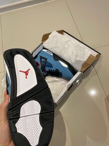 Jordan 4 Travis scott x retro - 2