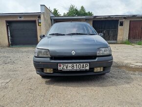 Renault clio - 2