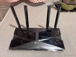 Predaj výkonného Wi-Fi routera AX1800 Dual Band - 2