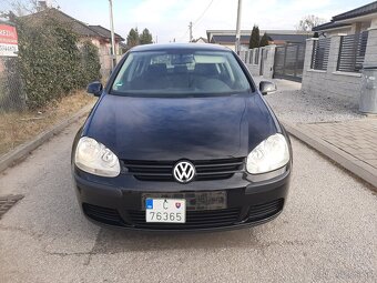 Volkswagen Golf  5.  1,4 benzin - 2