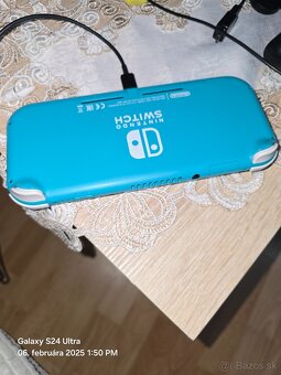 Predám alebo vymenim Nintendo Switch Lite v peknom stave - 2