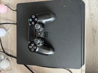 Ps 4 + ovládač - 2