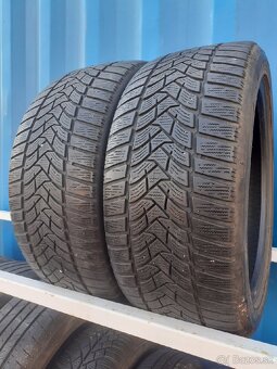 2x 235/45R17 Zimné pneumatiky Dunlop - 2