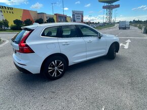 Volvo XC60 - 2