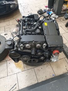 Mercedes Benz motor W171 200 kompresor motor M271 - 2