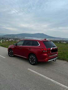 Mitsubishi Outlander Phev 44 000km - 2