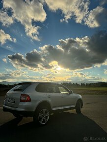 Porsche cayenne - 2