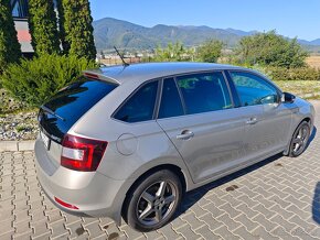 Skoda Rapid Spaceback - 2