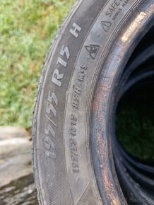 Predám pneumatiky 195 /55 R15 zimné - 2