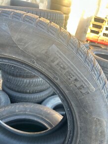 Pirelli Sottozero3 215/65/16” zimne - 2