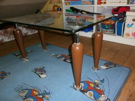 Stôl z hrubého tvrdeného skla - 2