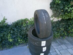 Predám 4x zimné pneu Hankook 205/45 R17 88VXL - 2