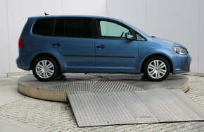 VOLKSWAGEN Touran Trend 1,6 TDi 77 kW - 2