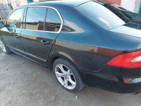 Skoda Superb 2.0tdi DSG - 2