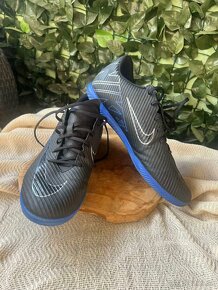 Predám halovky NIKE VAPOR 15 CLUB IC EUR 44.5 - 2