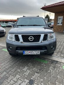 Nissan Pathfinder 2.5 dCi LE A/T - 2