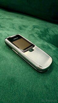 Nokia 8800 Scirocco Edition - 2